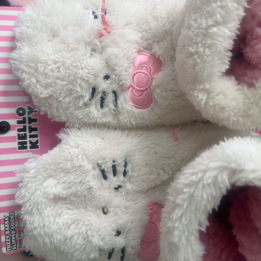 Hello Kitty Pink and White Fuzzy Slipper Socks 5 1/2-7 1/2